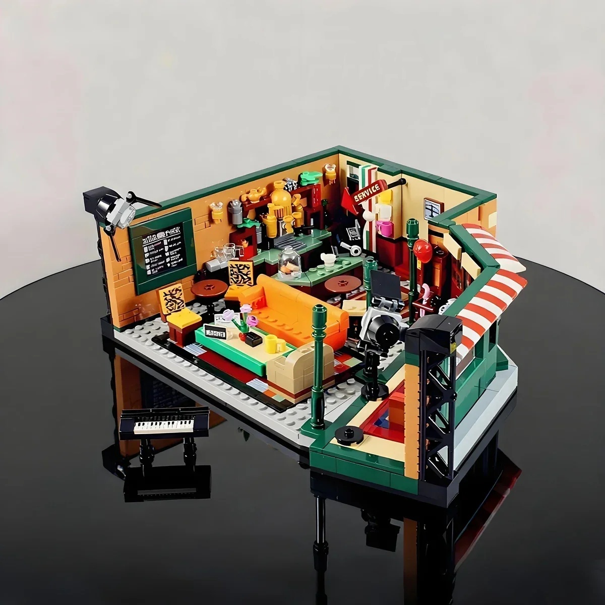 Friends House Family Classic C - Art Craft House reseña y precio