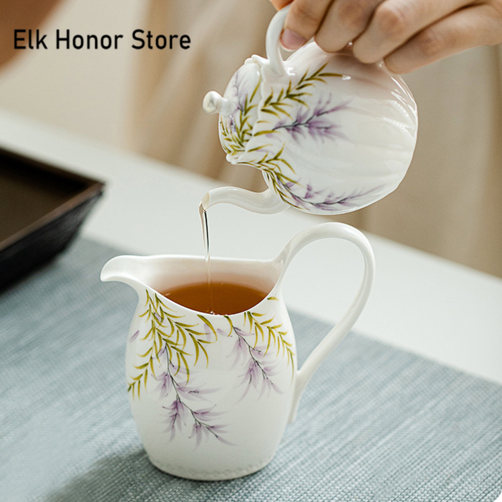 Jarra de té de Arte de flor de - Art Craft Cafe reseña y precio